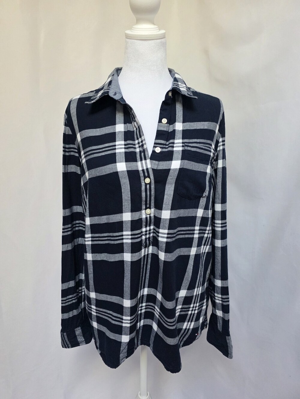 Tommy Hilfiger Navy Plaid Button Front Long Sleeve Top